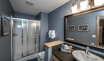 15056 Dutchman Ct, Apple Valley, MN 55124