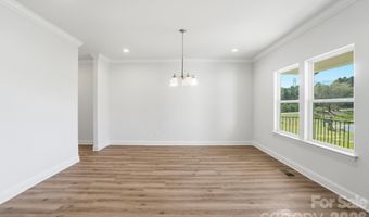 609 Muirfield Dr, Albemarle, NC 28001