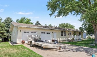 208 E Short St, Beresford, SD 57004