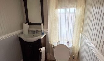 1310 W HAMILTON St, Allentown, PA 18104