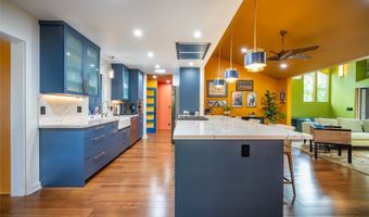 427 Akoakoa Pl, Kailua, HI 96734