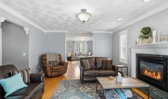 23 BERNON Dr, Lincoln, RI 02865