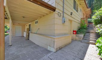 8157 S A St, Springfield, OR 97478