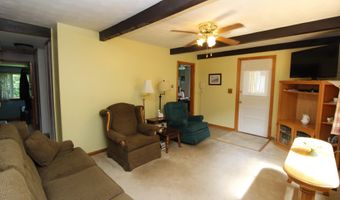 28 Charles St, Belfast, ME 04915