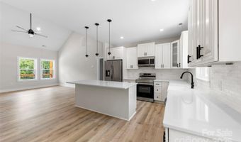 109 Darvee Rd, Blacksburg, SC 29702