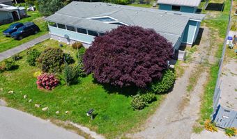 97931 COURT St, Brookings, OR 97415