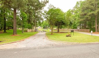 1987 Woodlake Dr, Benton, LA 71006