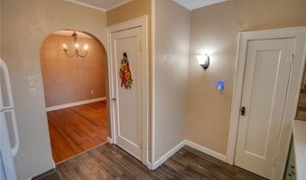 3505 Coronado Dr, Alton, IL 62002