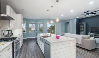 6416 GRENADA ISLAND Ave, Apollo Beach, FL 33572