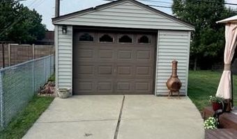 15802 Thomas Ave, Allen Park, MI 48101