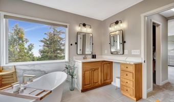 16268 Noble Point Dr, Anchorage, AK 99516