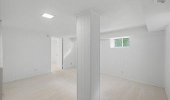 4825 28TH St S A, Arlington, VA 22206