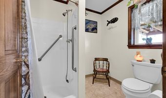 4 N CONESTOGA VIEW Dr, Akron, PA 17501