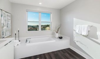 13722 Canyon Loop Trl, San Diego, CA 92130