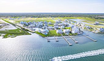 1049 Fiji Dr, Aransas Pass, TX 78336