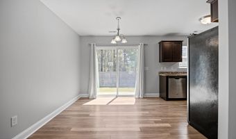 352 Tamarack Dr, Ayden, NC 28513