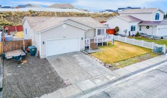 1714 Oakwood Dr, Elko, NV 89801