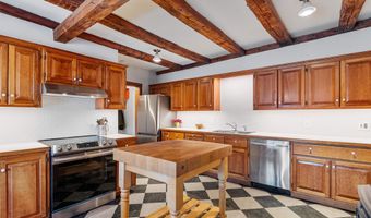 492 Tucker Rd, Calais, VT 05667