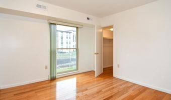 5207 NEWTON St 203, Bladensburg, MD 20710