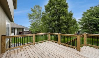 1905 160th St, Basehor, KS 66007