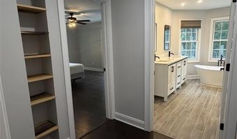 389 SHELL TOOMER Pkwy, Auburn, AL 36830