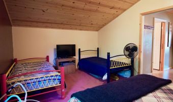 560 S Emerald Isle, Alderson, WV 24910