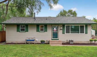651 Randall Dr, Anoka, MN 55303