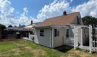 57 Nimitz Rd, East Providence, RI 02916