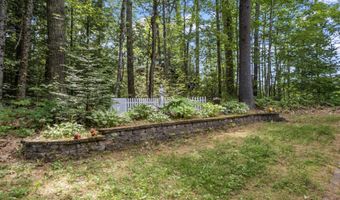 175 Buck N Doe Trl, Augusta, ME 04330