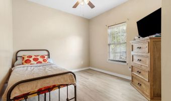 215 Shaw St, Albertville, AL 35950
