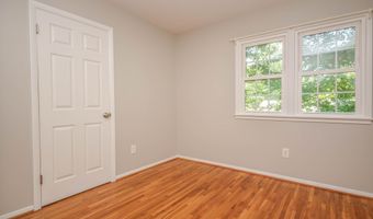 4805 WILLET Dr, Annandale, VA 22003