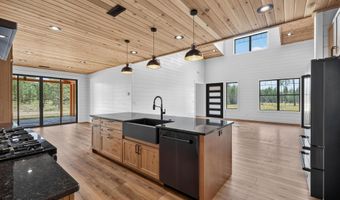 195 CANNON Ln, Blanchard, ID 83804