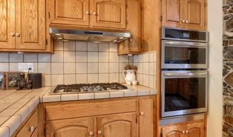 40957 Shandee Ln, Ahwahnee, CA 93601