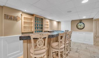 113 Arneytown Hornerstown Rd, Allentown, NJ 08501