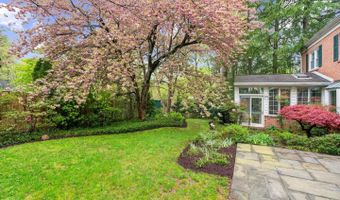 5110 DUVALL Dr, Bethesda, MD 20816