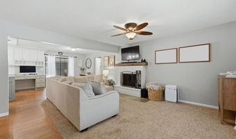 4645 N Hillcrest St, Bel Aire, KS 67220