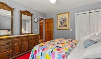 189 Wolf Rock Rd, Exeter, RI 02822