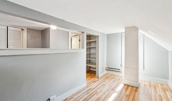56 Chapel St, Augusta, ME 04330