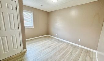 1318 W Tibbs St, Austin, IN 47102