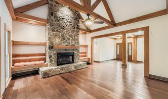 4750 Hamptons Dr, Alpharetta, GA 30004