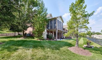 259 Meadowbrook Country Club Est, Ballwin, MO 63011