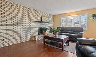 5245 HICKORY Pl, Cheyenne, WY 82009