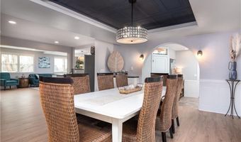 28 Palm Beach Ave, Narragansett, RI 02882