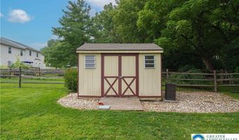 1276 Old Gate Rd, Allen, PA 18067