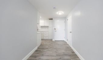 4600 DUKE St 432, Alexandria, VA 22304
