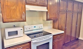 23132 Village 23, Camarillo, CA 93012