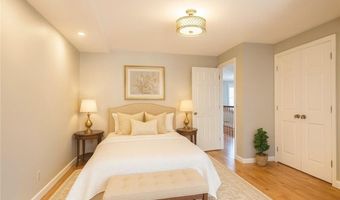 115 Sutton Ave, East Providence, RI 02914