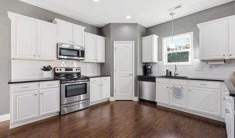 7808 Lagenaria Dr, Angier, NC 27501
