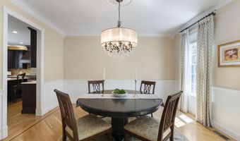 134 Kingswood Dr, Avon, CT 06001