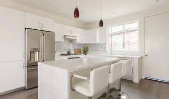 8296 High St, La Mesa, CA 91941